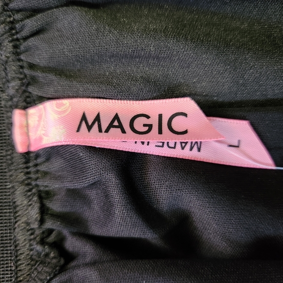 ❤️FINAL PRICE❤️ CLOSET CLOSING 11/30 Magic Brand Floral Embellished Skirt Size L - Picture 8 of 11